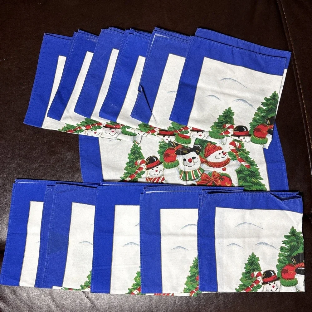 Set Of 12 Christmas Holiday Napkin Dinner Linens Snowman Candy Cane Design